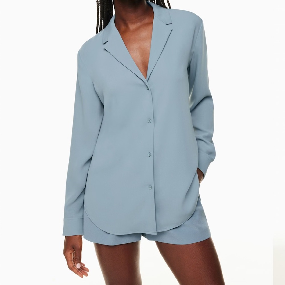 Elegant Blue Women's button down